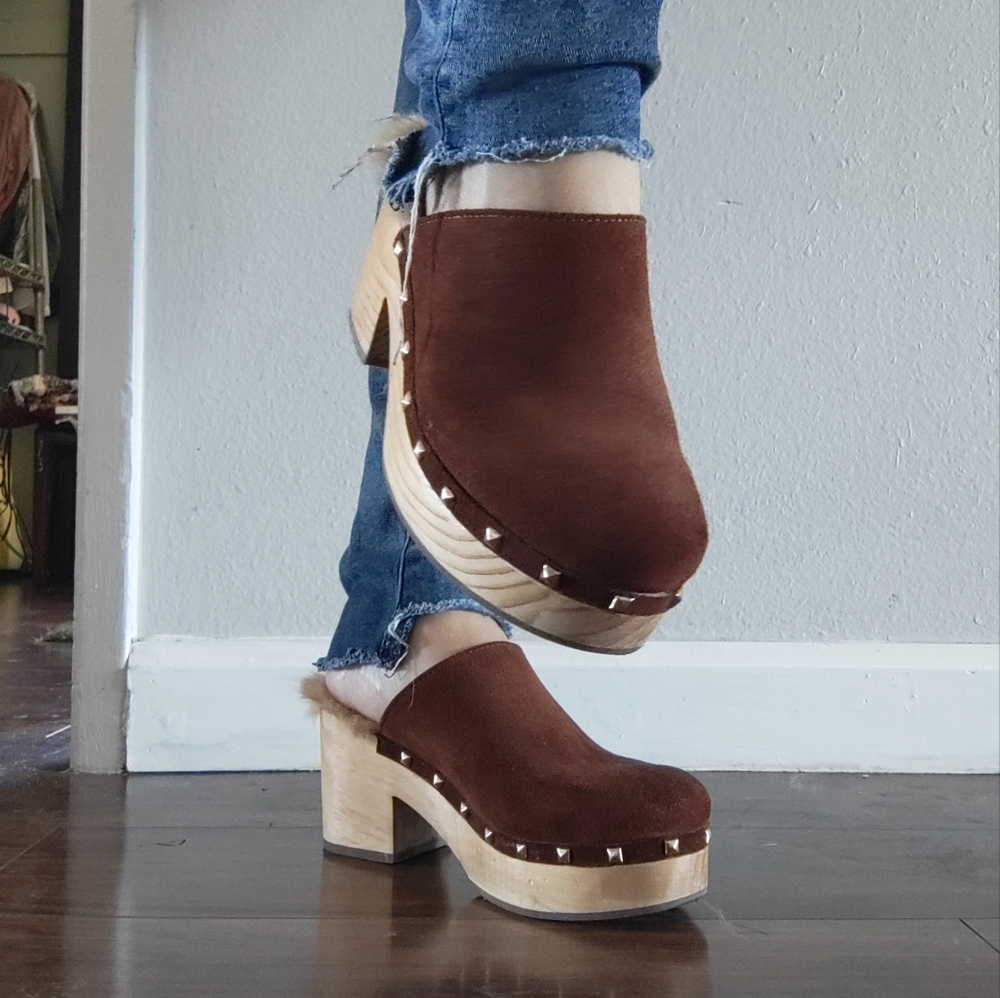 Steve Madden Brown Mules clogs
